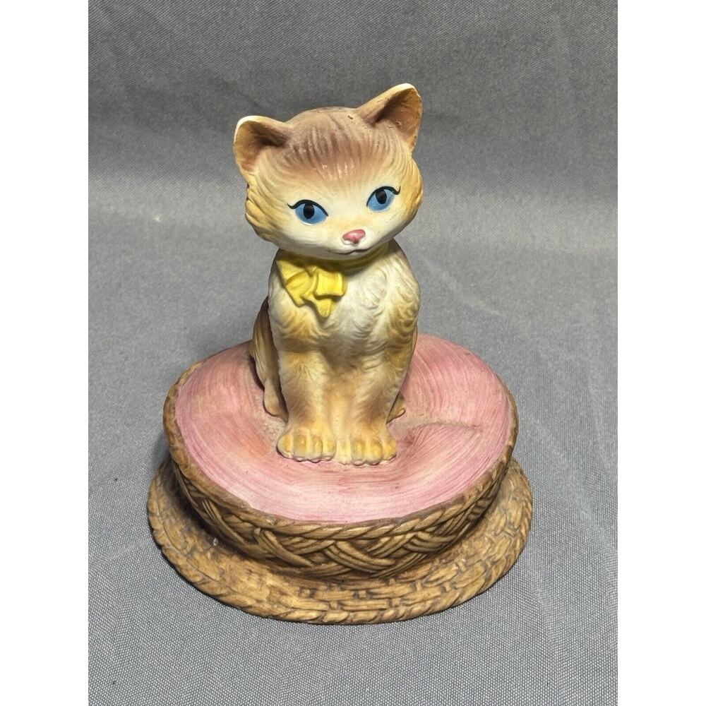 1978 Gorham Kitten Cat 4.5" Music Box Tie a Yellow Ribbon Vintage Japan